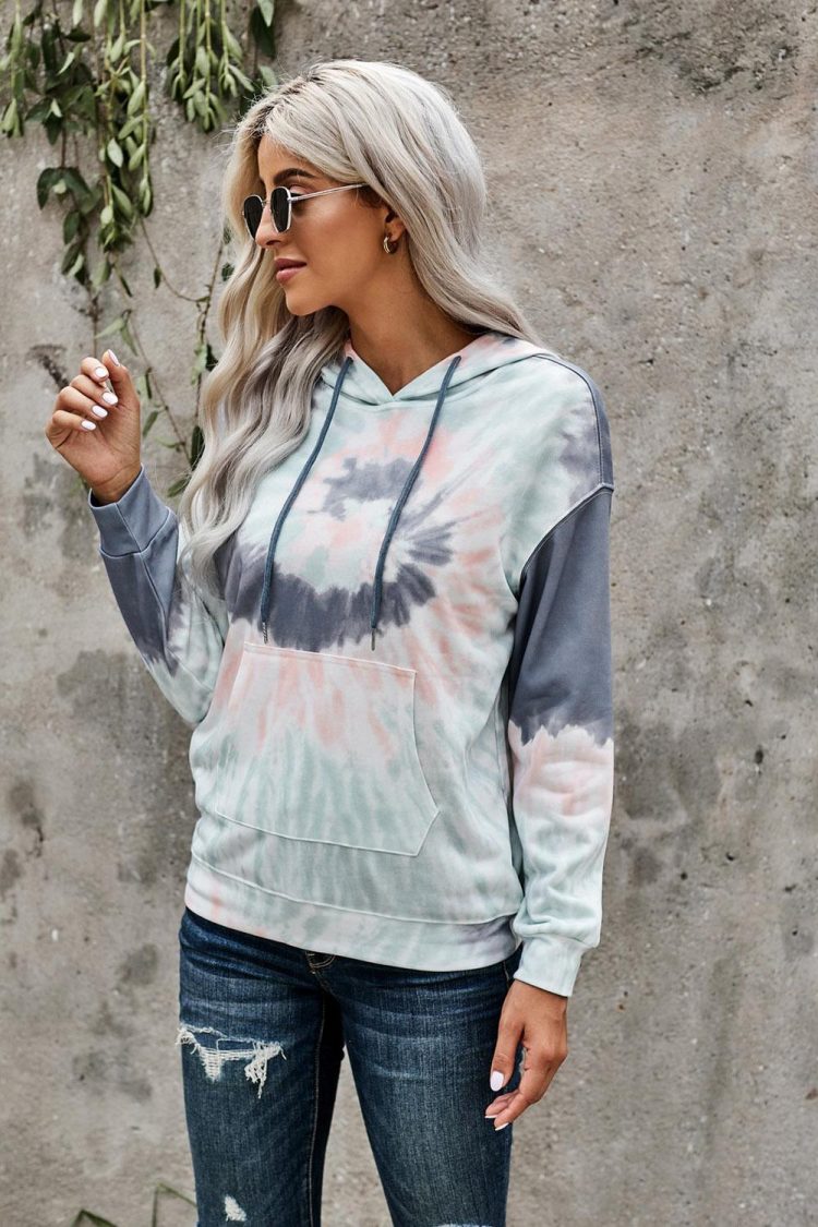 Bias Women's Tie Dye Print Pullover Hoodie Multicolor