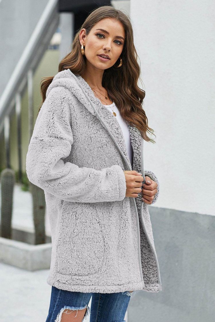 Noya Women's Leave Them Waiting Light Gray Wubby Coat